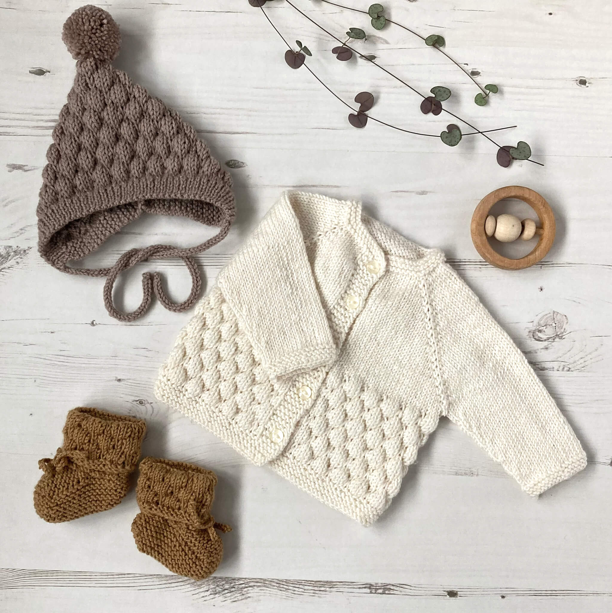 baby knitting patterns with matching bubble stitch design