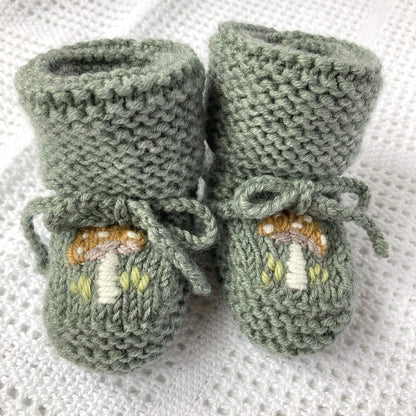 knitting pattern for toadstool baby booties